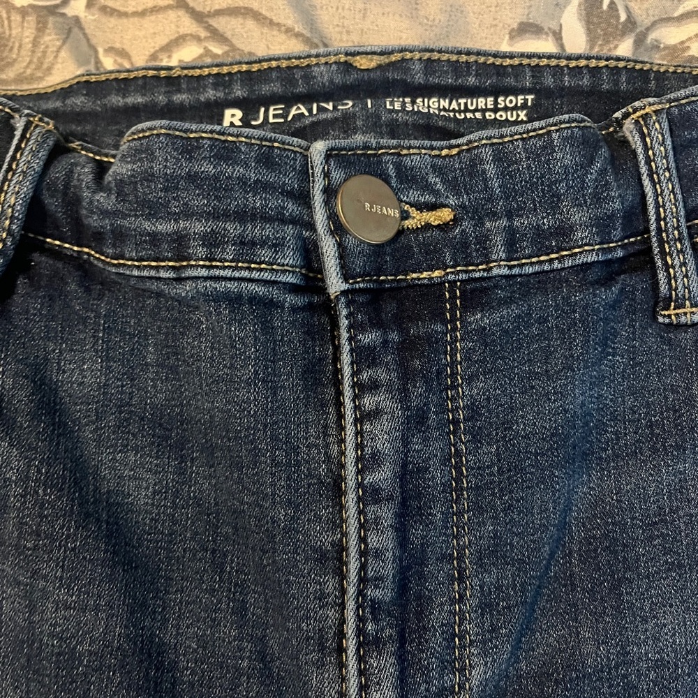 Reitman’s lot of 2 Dark Blue Skinny Jeans
Size 32 Petite - Picture 3 of 16